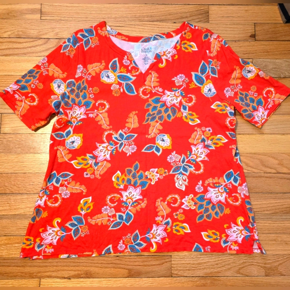 Womens Vneck Top
